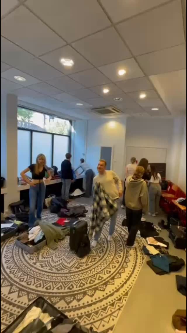 Instagram post from schauspielschulezerboni. This post is in position 1.